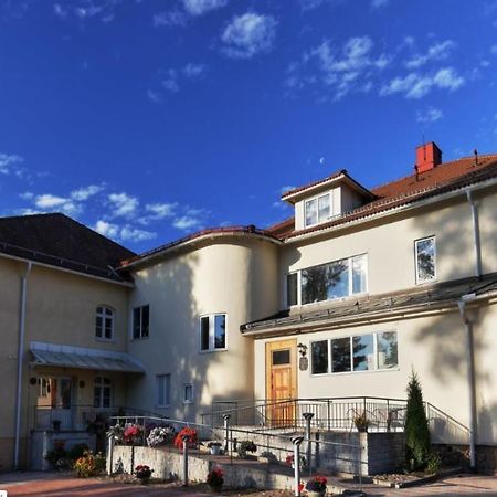 Bed and Breakfast Birgittagarden - Gaesthem - Birgittasystrarna Falun Esterno foto