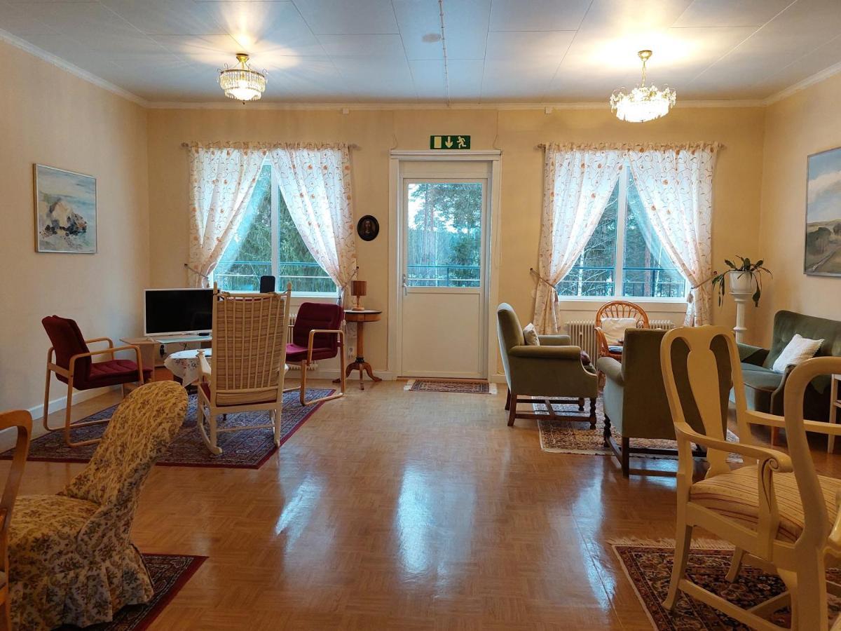 Bed and Breakfast Birgittagarden - Gaesthem - Birgittasystrarna Falun Esterno foto