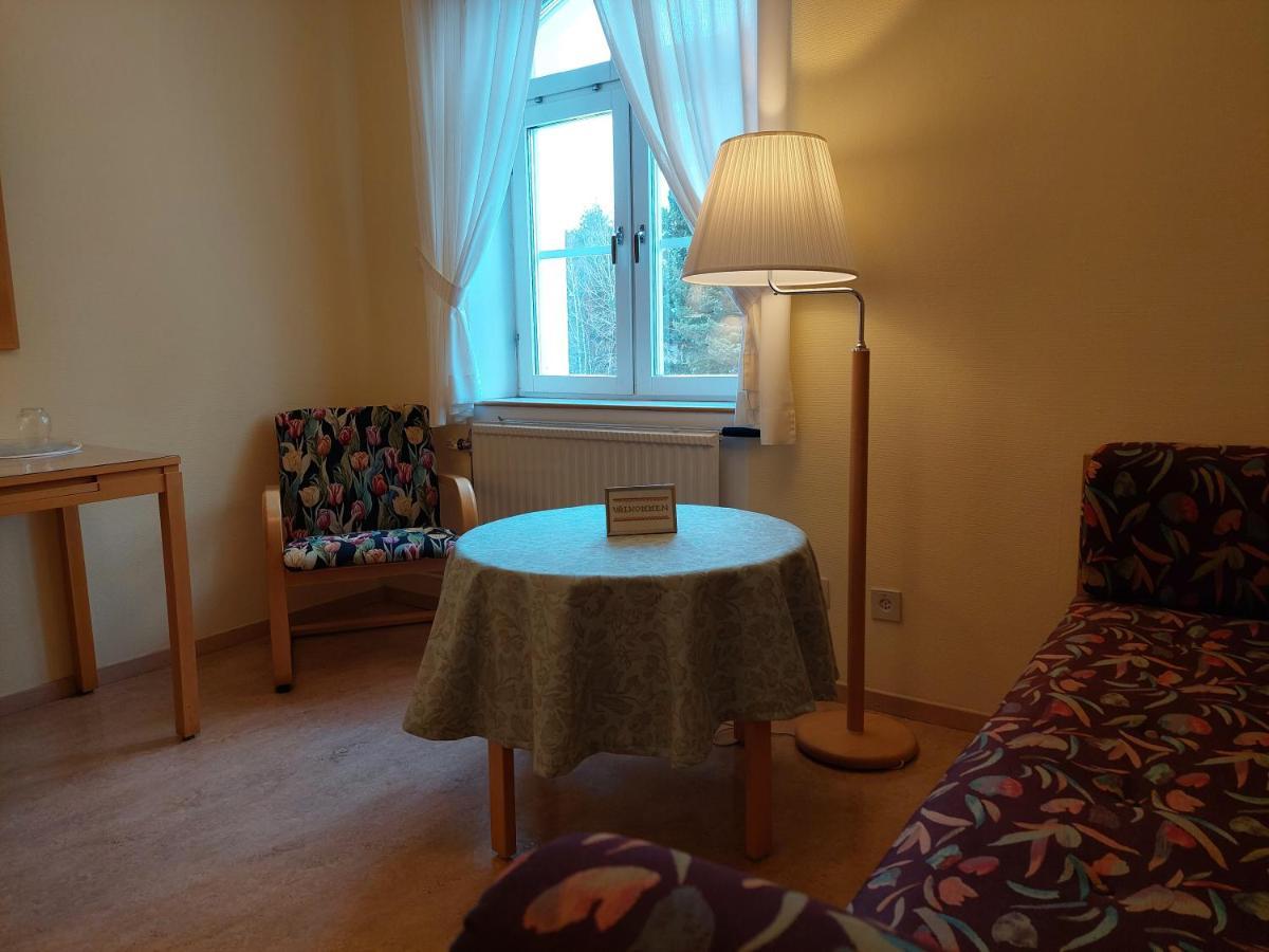 Bed and Breakfast Birgittagarden - Gaesthem - Birgittasystrarna Falun Esterno foto