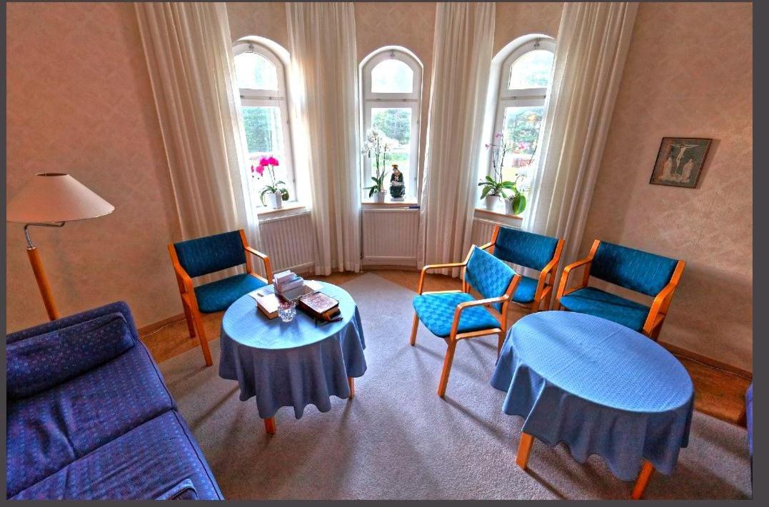 Bed and Breakfast Birgittagarden - Gaesthem - Birgittasystrarna Falun Esterno foto