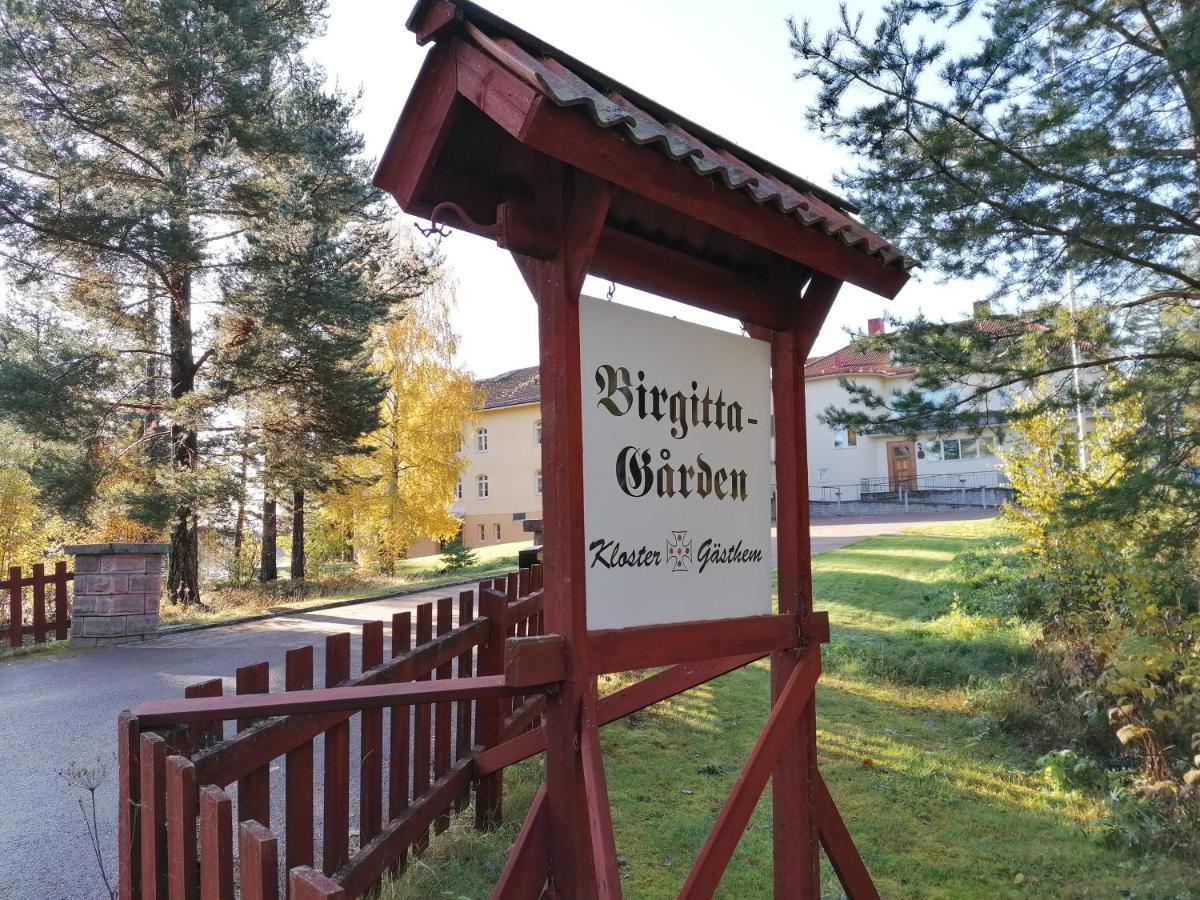 Bed and Breakfast Birgittagarden - Gaesthem - Birgittasystrarna Falun Esterno foto